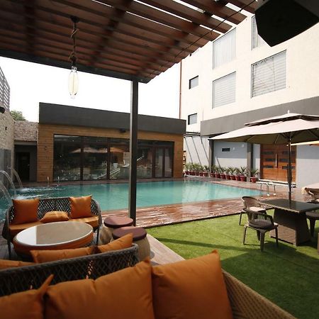 The Mystic Palms Hotel Mathura Ngoại thất bức ảnh