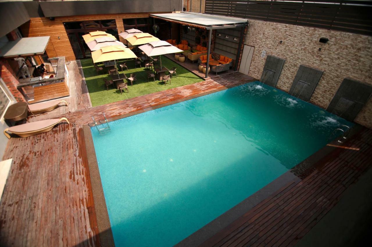 The Mystic Palms Hotel Mathura Ngoại thất bức ảnh